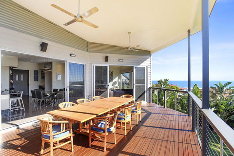 Lavina Luxury Beach House - Accommodation QLD 10