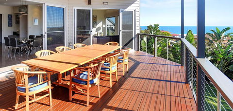 Lavina Luxury Beach House - Accommodation QLD 3