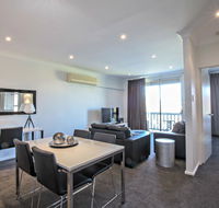 Adelaide DressCircle Apartments - Archer Street - Accommodation QLD