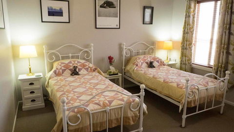 Rezare House Bed & Breakfast - Accommodation QLD 8