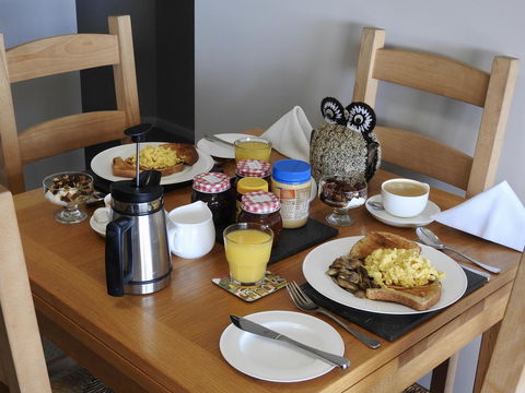 Rezare House Bed & Breakfast - Accommodation QLD 30