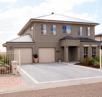 Rezare House Bed  Breakfast - Accommodation QLD