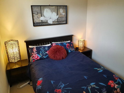 Explore Adelaide, Gawler, The Barossa And Clare Valleys All-in-one - Accommodation QLD 4