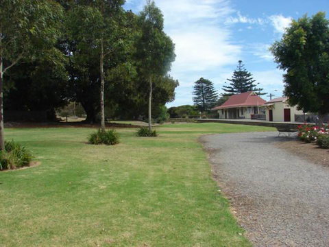 Trafalgar Premium Vintage Suites - Accommodation QLD 28