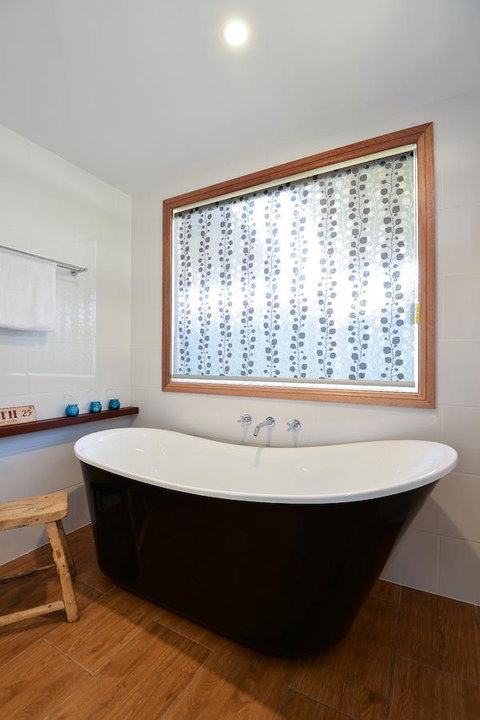 Trafalgar Premium Vintage Suites - Accommodation QLD 2