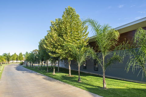 Paringa Resort - Accommodation QLD 16