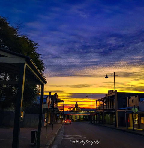 Ten Dollar Town Motel - Accommodation QLD 14