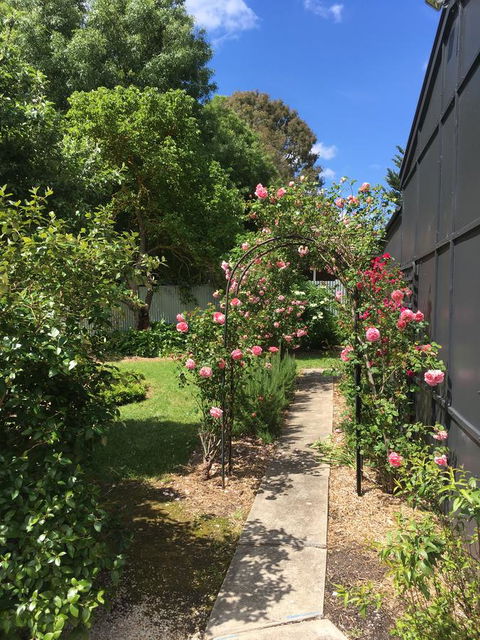 Hilltop Too - Accommodation QLD 5