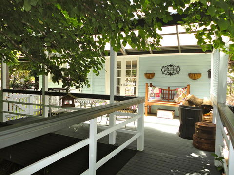 Aldgate Valley Bed And Breakfast - Accommodation QLD 17