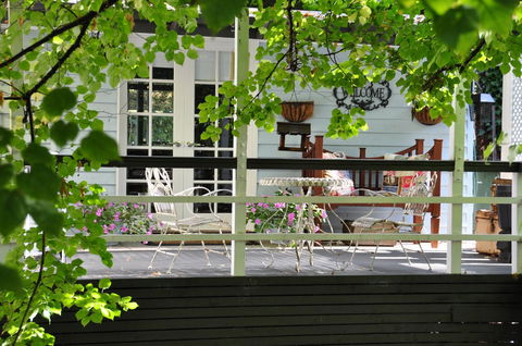 Aldgate Valley Bed And Breakfast - Accommodation QLD 4