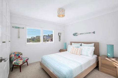 Beachfront Bliss - Accommodation QLD 15