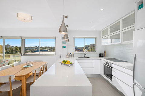 Beachfront Bliss - Accommodation QLD 3