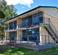 Longbeach Apartments - Accommodation QLD