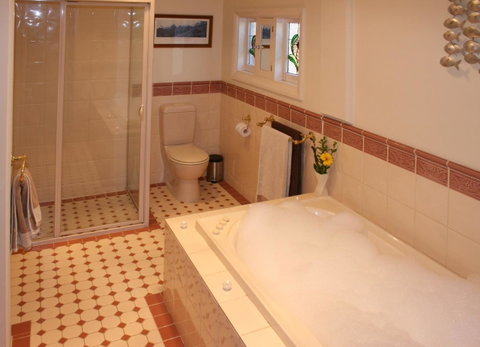 Oats Cottage - Accommodation QLD 2