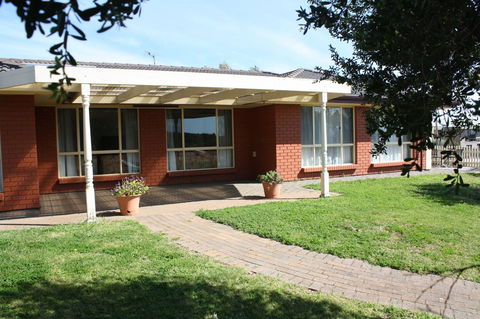 Maslin Beach House - Accommodation QLD 7
