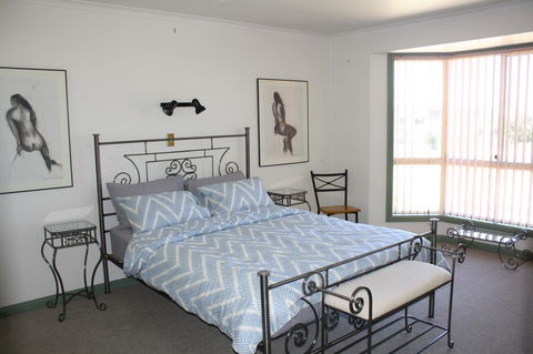 Maslin Beach House - Accommodation QLD 10
