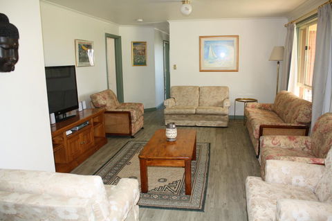 Maslin Beach House - Accommodation QLD 8