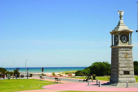 Semaphore Blue Apartments - Accommodation QLD 19