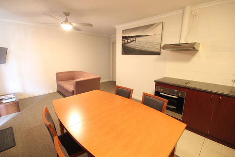 Port Vincent Motel & Apartments - Accommodation QLD 2
