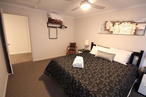 Port Vincent Motel & Apartments - Accommodation QLD 1