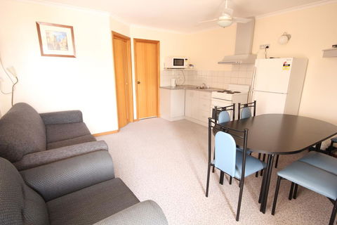 Port Vincent Motel & Apartments - Accommodation QLD 20