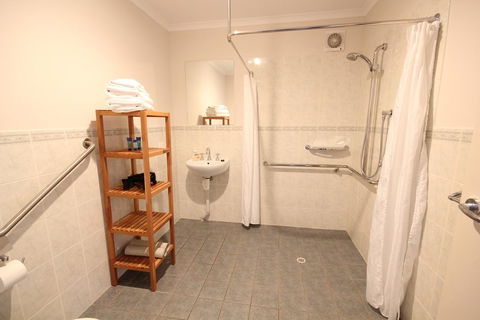 Port Vincent Motel & Apartments - Accommodation QLD 6