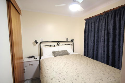 Port Vincent Motel & Apartments - Accommodation QLD 18