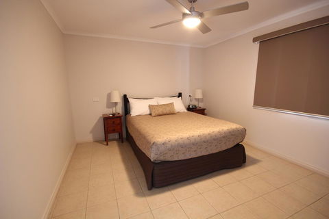 Port Vincent Motel & Apartments - Accommodation QLD 5