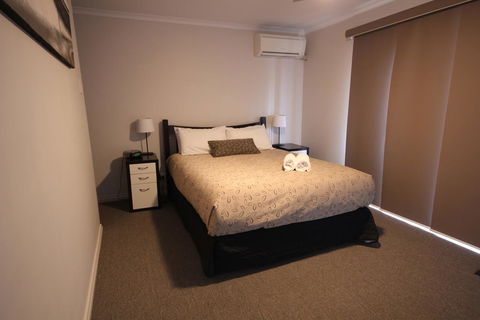 Port Vincent Motel & Apartments - Accommodation QLD 9