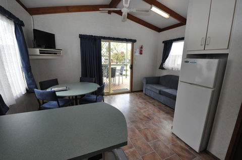 Beachside Holiday Park - Accommodation QLD 7