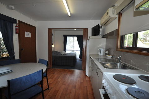 Beachside Holiday Park - Accommodation QLD 13