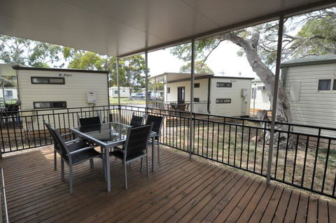 Beachside Holiday Park - Accommodation QLD 6