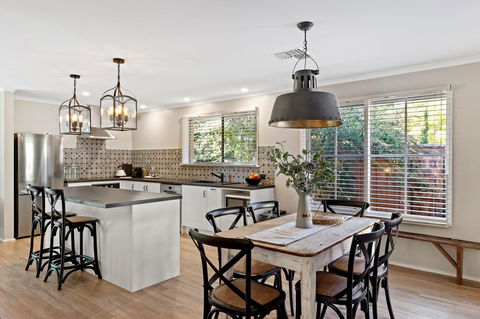 Adelaide Hills Retreats - Accommodation QLD 2