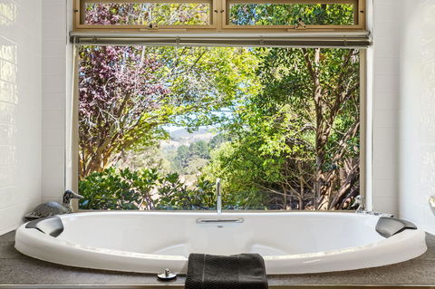 Adelaide Hills Retreats - Accommodation QLD 13