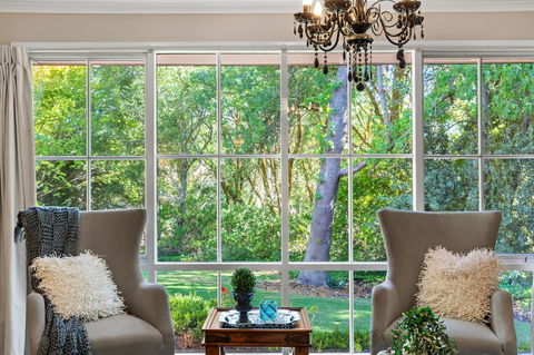 Adelaide Hills Retreats - Accommodation QLD 6
