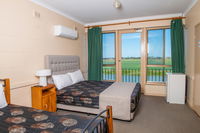 Book Tailem Bend Accommodation Vacations Accommodation QLD Accommodation QLD