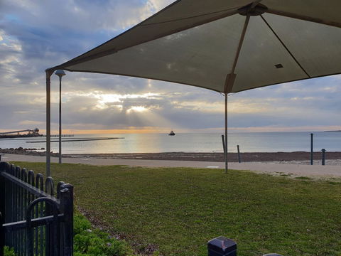 Wallaroo Beachfront Tourist Park - Accommodation QLD 12