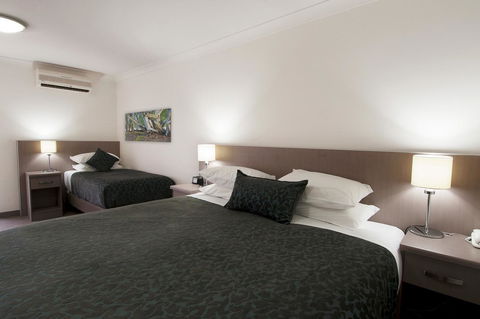 Loxton Community Hotel Motel - Accommodation QLD 11