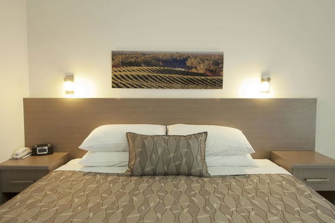 Loxton Community Hotel Motel - Accommodation QLD 22