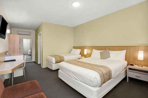 Adelaide Road Motor Lodge - Accommodation QLD 15