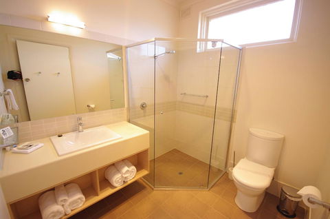 Adelaide Road Motor Lodge - Accommodation QLD 38