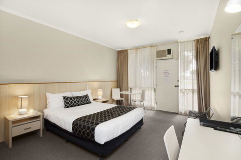 Adelaide Road Motor Lodge - Accommodation QLD 31