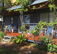 SHAKIN' SHACK - Accommodation QLD