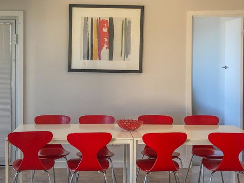 Beachview - Accommodation QLD 8
