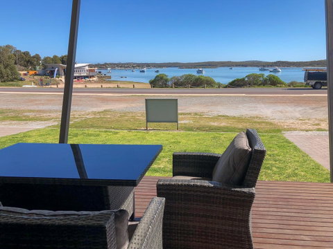 Beachview - Accommodation QLD 0