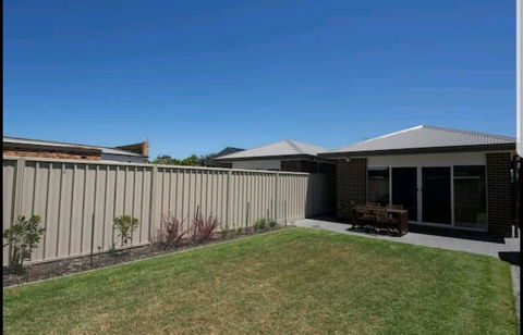 Belford Luxury * New * Clean * Cafes * Near CBD - Accommodation QLD 2