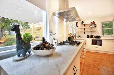 Hudson Bay @ Basin View-Pet Friendly-15 Mins To Hyams Beach - Accommodation QLD 6