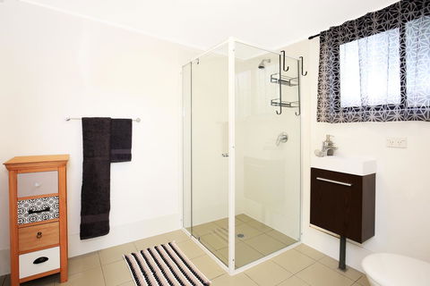 Hudson Bay @ Basin View-Pet Friendly-15 Mins To Hyams Beach - Accommodation QLD 27