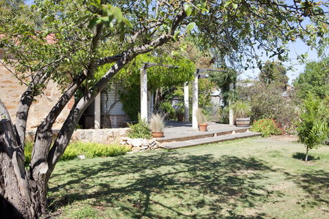 The Fruiterer's - Accommodation QLD 7