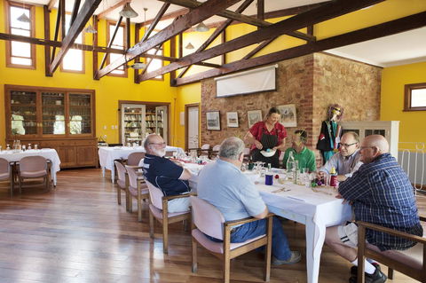 The Fruiterer's - Accommodation QLD 11